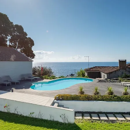 T2 Lux Casa Pereiras *